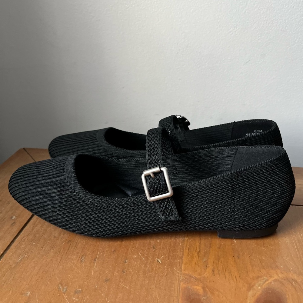 NWOB MIA Women’s Brita Mary Jane Flat Black 6.5